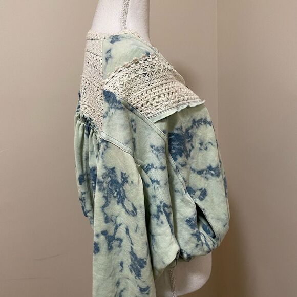Free People Tie Dye Jacket True Blue Crochet Neckline Relaxed Blue Green size XS - Picture 5 of 8